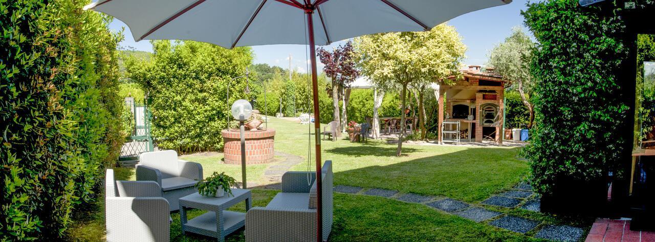 Casa del Merlo SantʼAndrea di Compito Esterno foto