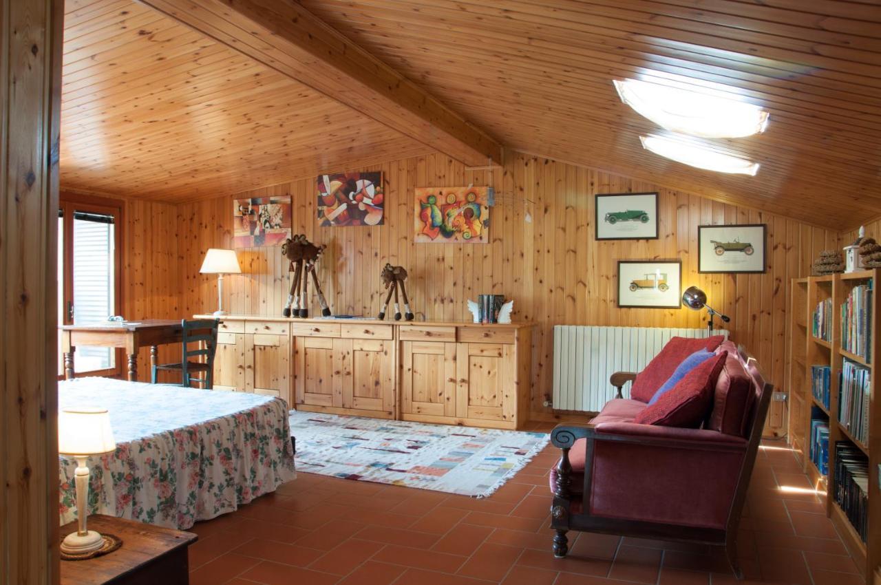 Casa del Merlo SantʼAndrea di Compito Esterno foto